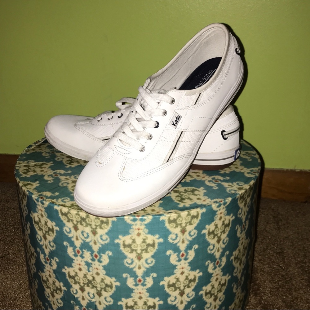 White keds